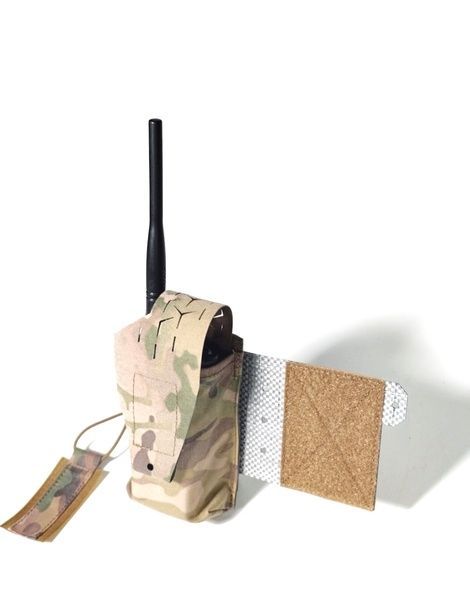 Комплект підсумок під рацію з жорсткою панеллю Tegris, Motorola, система MOLLE,  EAST GEAR, MultiCam 6100071 фото